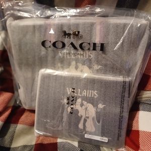 Coach dianey x villains set